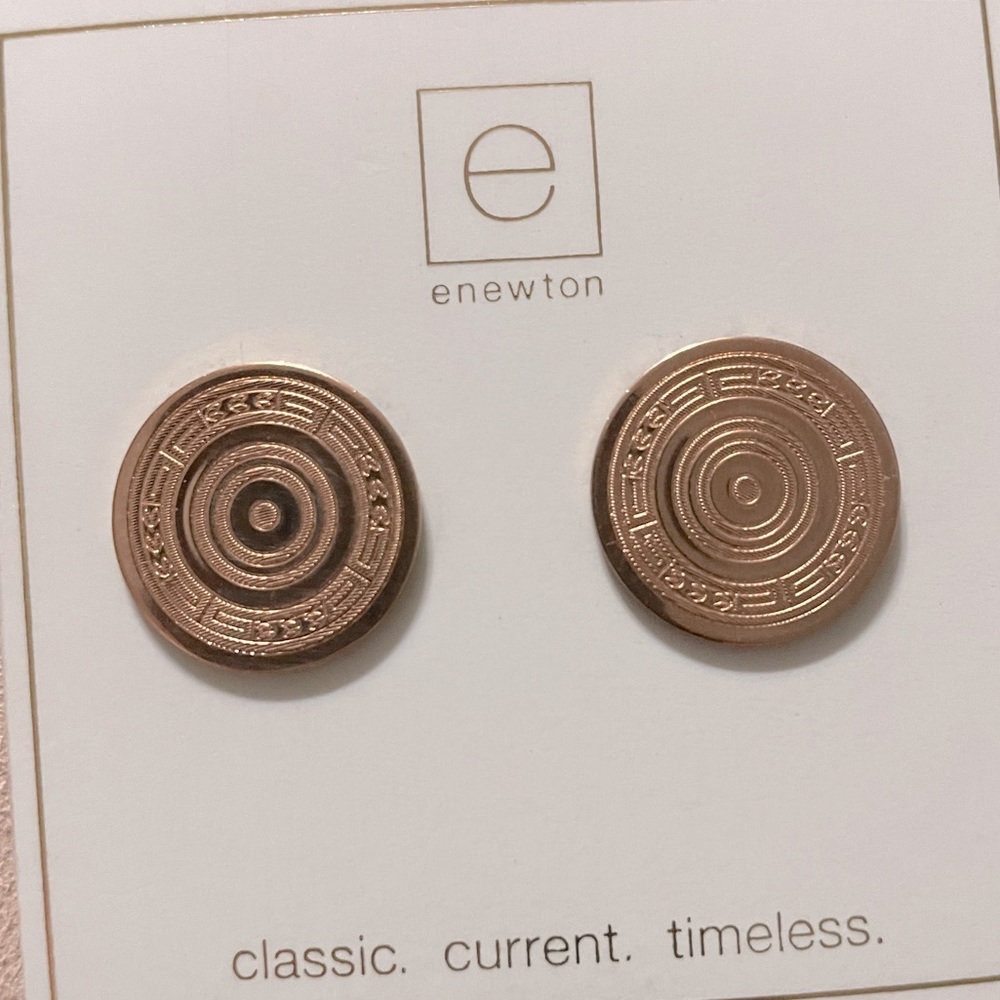 enewton Rose Gold Textured Disc Bracelet Accent